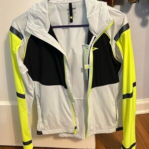 Brooks reflective running jacket